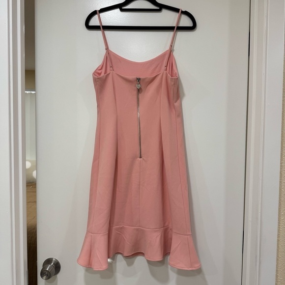 Betsey Johnson Tank Dress w/Flounce
Peach Size 2 Heart Zip Detail - Picture 3 of 10